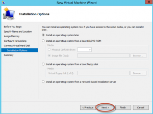 Ilustración 10 – Hyper-V Manager en Windows Server 2012. Creación de un equipo virtual.